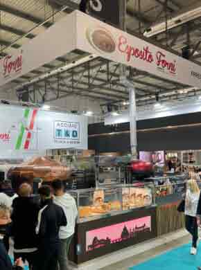 f9e76d3b-bd10-42f6-aafc-aadc5dfdbc75-290x390